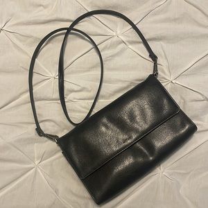 Matt and Nat Vegan Leather Cross Body in Black